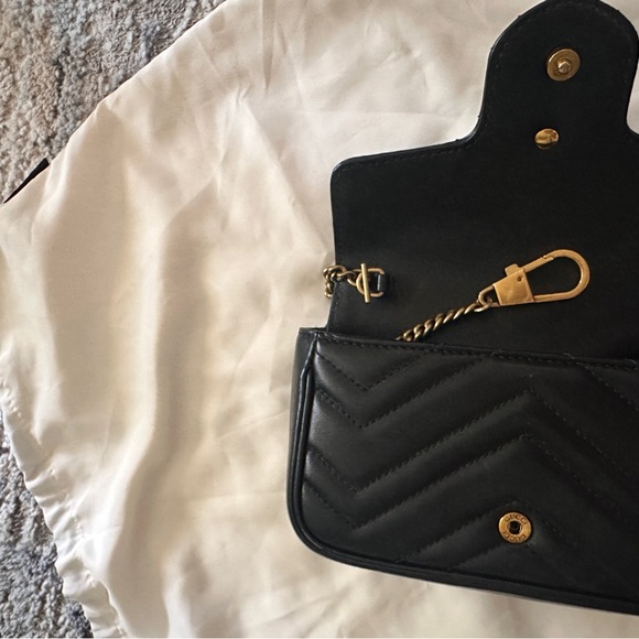 Gucci super mini marmont black bag - Picture 9 of 15